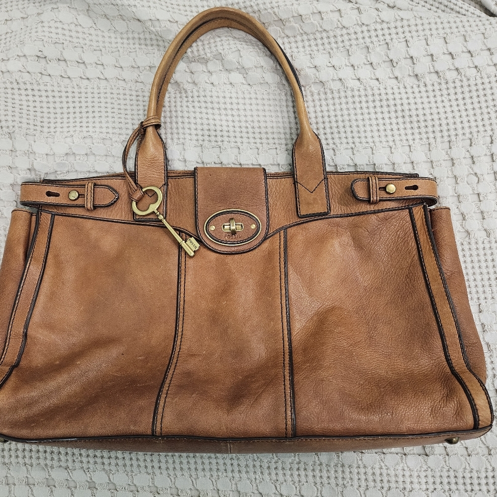 Fossil Vintage Reissue Weekender Tote